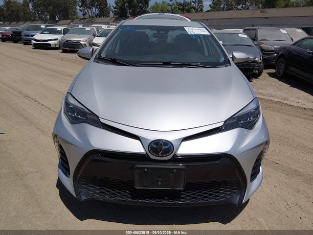 Toyota COROLLA SE 2018 5YFBURHE3JP826141 Image 17