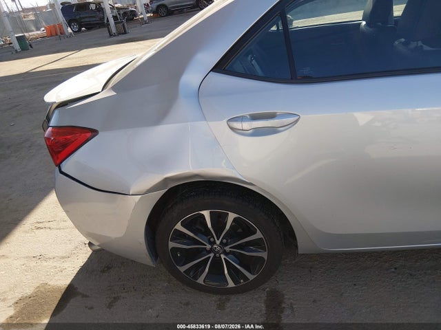 Toyota COROLLA SE 2018 5YFBURHE3JP826141 Image 14