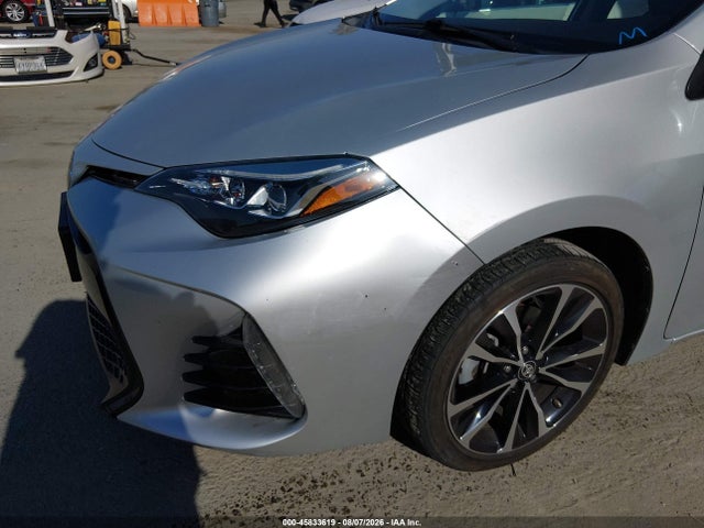 Toyota COROLLA SE 2018 5YFBURHE3JP826141 Image 16