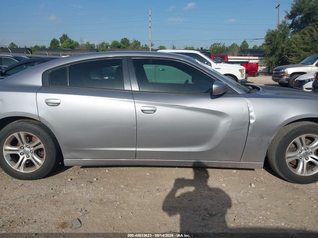 45833623 :رقم المزاد ، 2C3CDXBG0FH724767 vin ، 2015 Dodge Charger Se مزاد بيع
