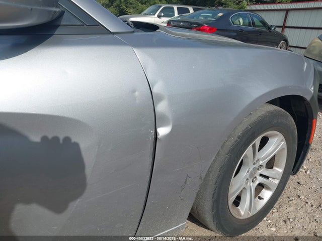 45833623 :رقم المزاد ، 2C3CDXBG0FH724767 vin ، 2015 Dodge Charger Se مزاد بيع