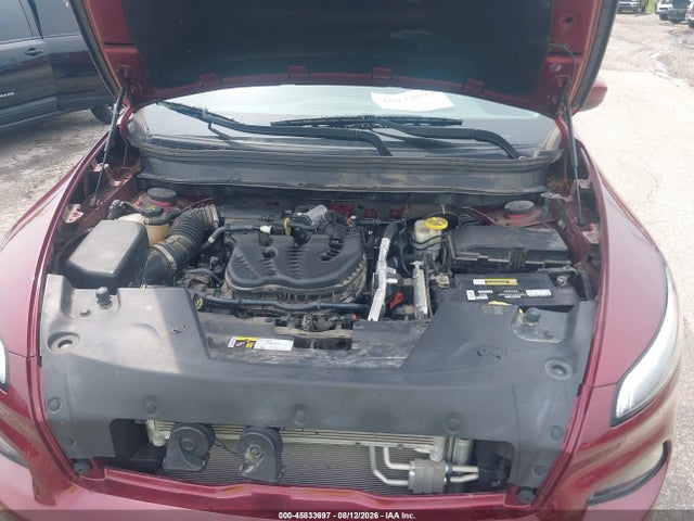 45833697 :رقم المزاد ، 1C4PJMLX1JD599223 vin ، 2018 Jeep Cherokee Latitude Plus 4x4 مزاد بيع