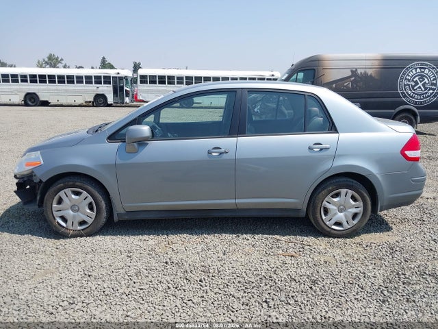 45833754 :رقم المزاد ، 3N1BC1AP1AL414204 vin ، 2010 Nissan Versa 1.8s مزاد بيع