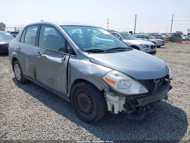 45833754 :رقم المزاد ، 3N1BC1AP1AL414204 vin ، 2010 Nissan Versa 1.8s مزاد بيع