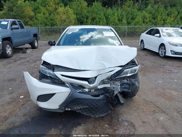 Продажа на аукционе авто 2018 Toyota Camry Se, vin: 4T1B11HK2JU582514, номер лота: 45833762