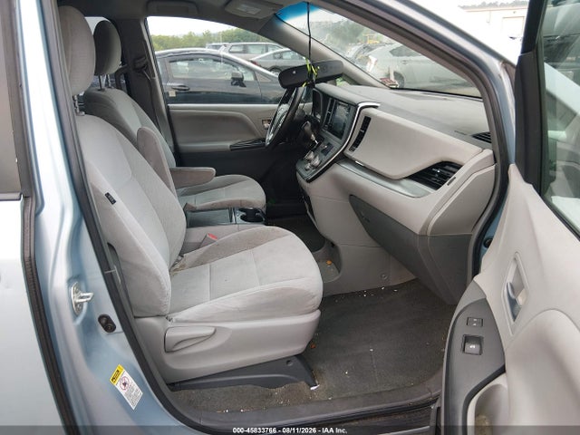Aukcja sprzedaży 2015 Toyota Sienna Le 8 Passenger, vin: 5TDKK3DC6FS556666, numer aukcji: 45833766