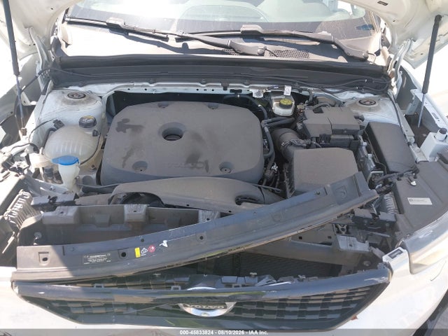 YV4162UM6N2787203 Volvo Xc40 T5 R-design