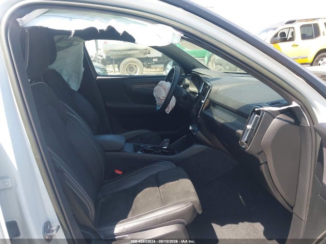 YV4162UM6N2787203 Volvo Xc40 T5 R-design