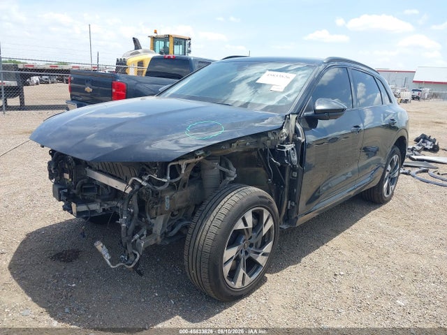 45833826 :رقم المزاد ، WA1AAAGE5NB025314 vin ، 2022 Audi E-tron Premium Quattro مزاد بيع