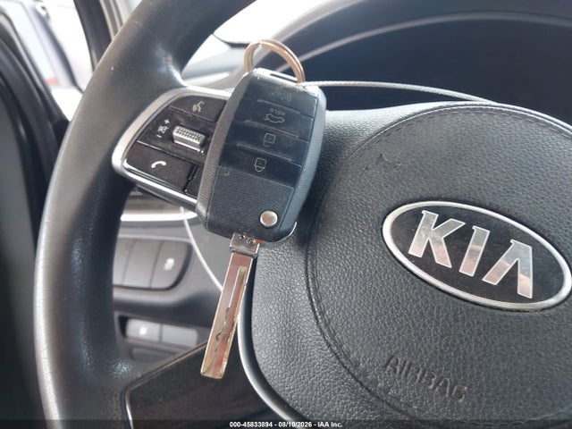 KIA Sorento 2.4l L 2019 5XYPG4A39KG575219 Image 11