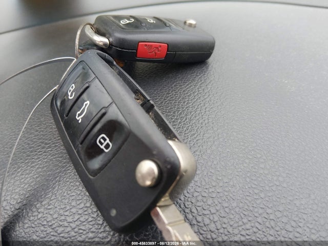 2013 Volkswagen Jetta 2.5l Se მანქანა იყიდება აუქციონზე, vin: 3VWDX7AJ1DM428415, აუქციონის ნომერი: 45833897