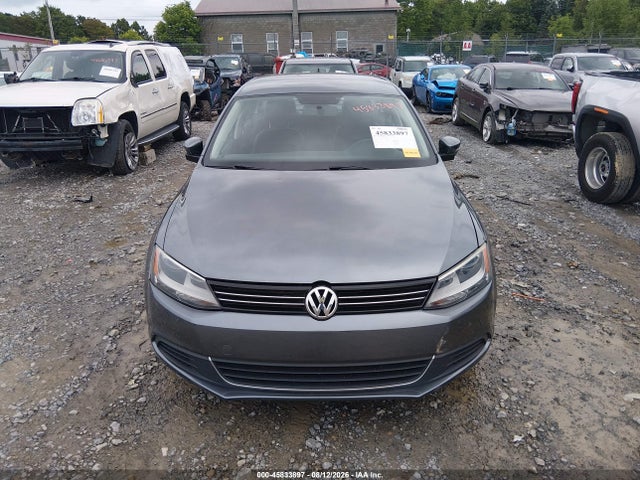 2013 Volkswagen Jetta 2.5l Se მანქანა იყიდება აუქციონზე, vin: 3VWDX7AJ1DM428415, აუქციონის ნომერი: 45833897