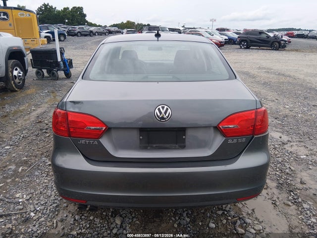 2013 Volkswagen Jetta 2.5l Se მანქანა იყიდება აუქციონზე, vin: 3VWDX7AJ1DM428415, აუქციონის ნომერი: 45833897