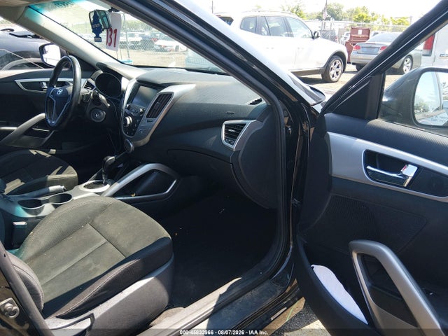 Продаж на аукціоні авто 2017 Hyundai Veloster, vin: KMHTC6AD7HU306475, номер лоту: 45833966
