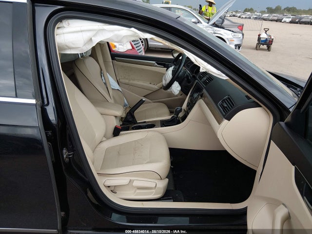 45834014 :رقم المزاد ، 1VWBT7A37HC018455 vin ، 2017 Volkswagen Passat 1.8t Se مزاد بيع