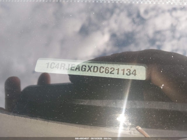 45834037 :رقم المزاد ، 1C4RJEAGXDC621134 vin ، 2013 Jeep Grand Cherokee Laredo مزاد بيع