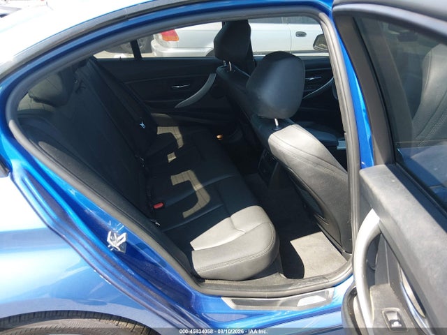 45834058 :رقم المزاد ، WBA3C1C52FP116895 vin ، 2015 Bmw 328i مزاد بيع