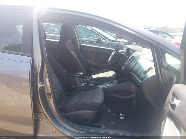 2016 Kia Forte Lx მანქანა იყიდება აუქციონზე, vin: KNAFK5A85G5547250, აუქციონის ნომერი: 45834093