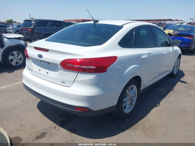 1FADP3F24HL296180 Ford FOCUS SE