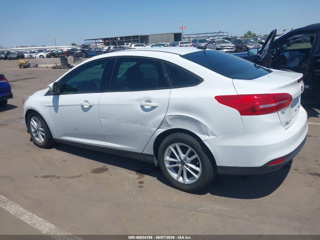 1FADP3F24HL296180 Ford FOCUS SE