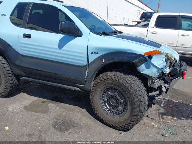 45834221 :رقم المزاد ، JACCN57X517D01419 vin ، 2001 Isuzu Vehicross مزاد بيع