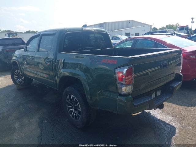 45834235 :رقم المزاد ، 3TMCZ5AN7NM471092 vin ، 2022 Toyota Tacoma Trd Sport مزاد بيع