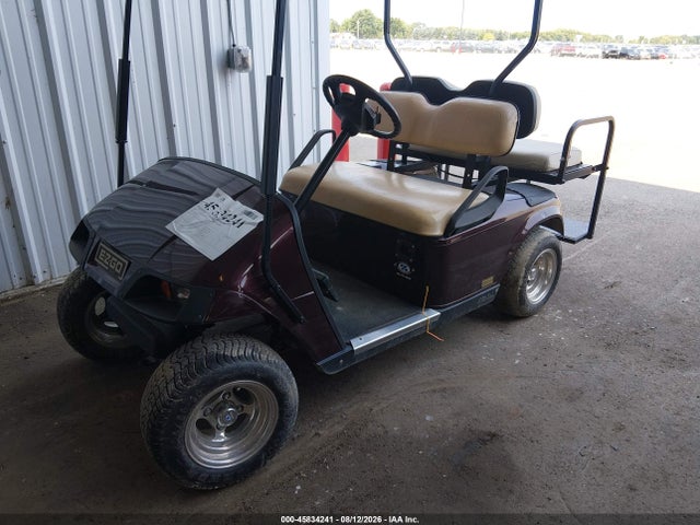 Ez-Go Golf Cart 2017 1533490 Image 2