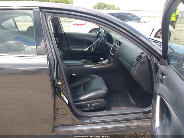 45834289 :رقم المزاد ، JTHBK262795087708 vin ، 2009 Lexus Is 250 مزاد بيع