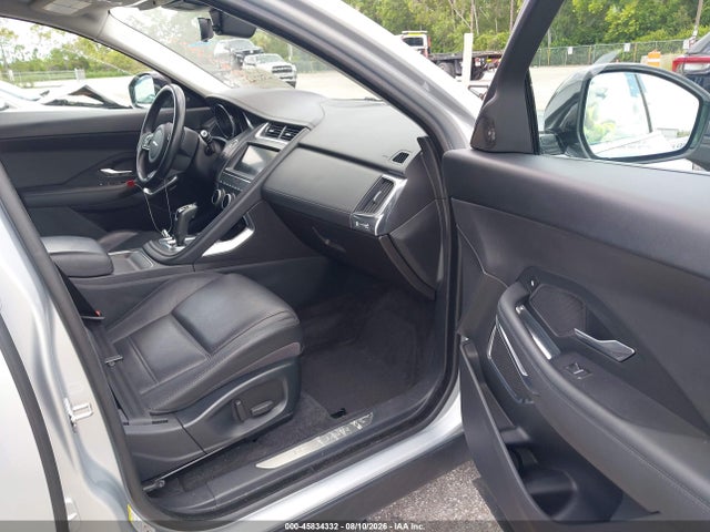 Продажа на аукционе авто 2018 Jaguar E-pace R-dynamic S/s, vin: SADFJ2FX1J1Z04771, номер лота: 45834332