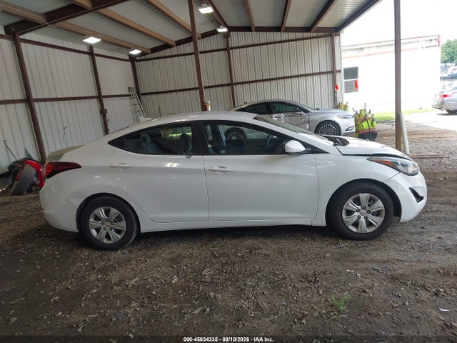 Hyundai ELANTRA SE 2016 5NPDH4AE0GH716048 Image 13