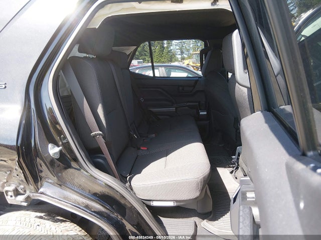Toyota 4RUNNER SR5 2025 JTEVA5BR6S5021674 Image 8