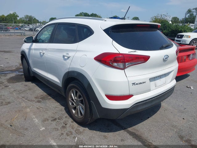 Продаж на аукціоні авто 2016 Hyundai Tucson Se, vin: KM8J33A48GU179837, номер лоту: 45834412