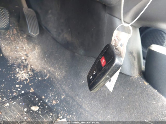 45834414 :رقم المزاد ، JTDKARFU6J3054715 vin ، 2018 Toyota Prius Three مزاد بيع
