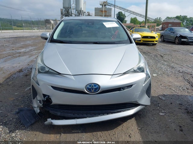 45834414 :رقم المزاد ، JTDKARFU6J3054715 vin ، 2018 Toyota Prius Three مزاد بيع