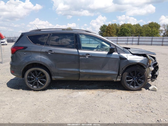 2019 Ford Escape Se მანქანა იყიდება აუქციონზე, vin: 1FMCU0GD0KUA11775, აუქციონის ნომერი: 45834517