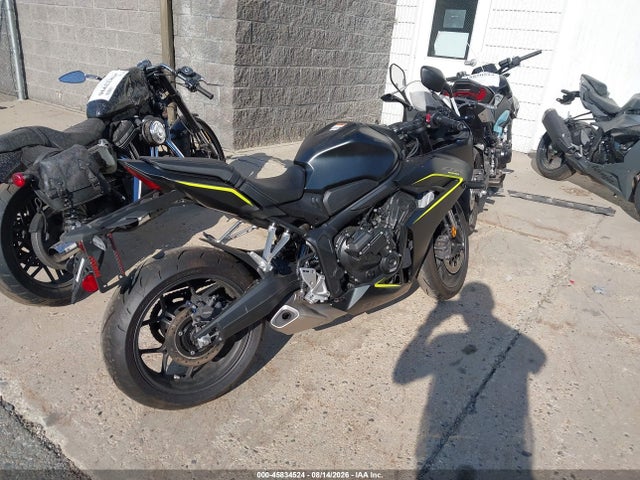 Honda CBR650 R 2026 MLHRH1550T5200438 Image 4