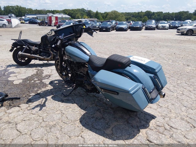 Harley-Davidson FLHX 2024 1HD1KB713RB603842 Image 3