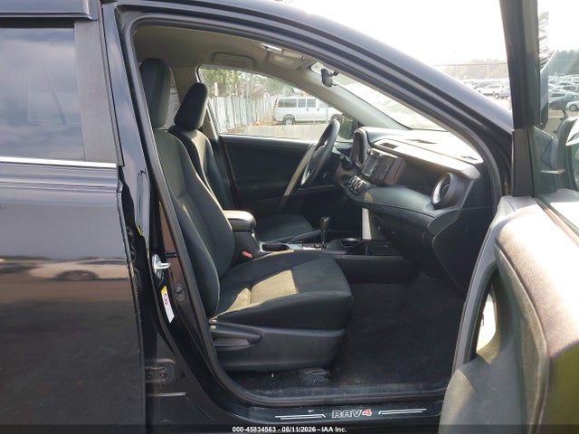 Продажа на аукционе авто 2018 Toyota Rav4 Le, vin: 2T3BFREV8JW802681, номер лота: 45834563