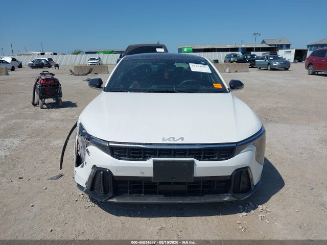 45834587 :رقم المزاد ، 3KPFW4DE8TE325531 vin ، 2026 Kia K4 Gt-line مزاد بيع