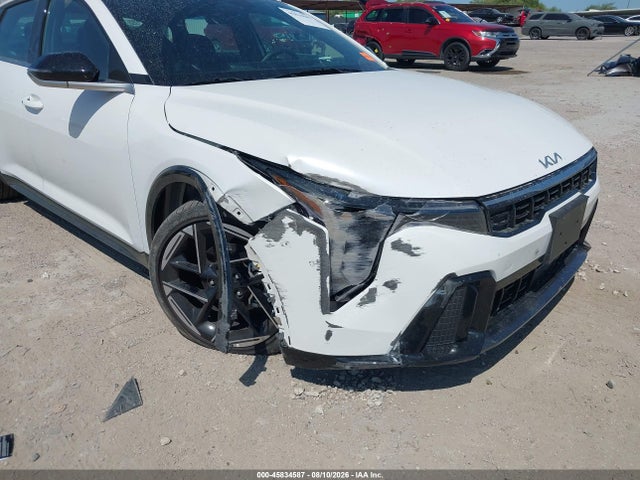 45834587 :رقم المزاد ، 3KPFW4DE8TE325531 vin ، 2026 Kia K4 Gt-line مزاد بيع