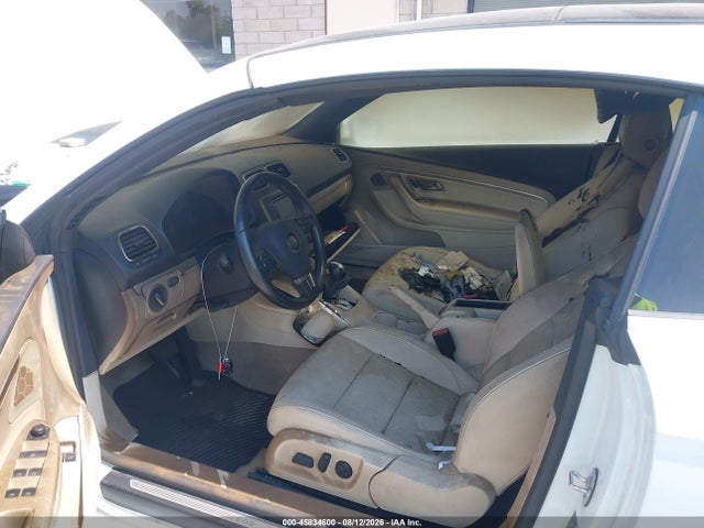 45834600 :رقم المزاد ، WVWBW8AH6GV000348 vin ، 2016 Volkswagen Eos Komfort مزاد بيع