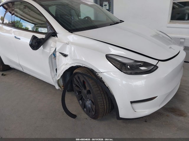 7SAYGDEF5RA266096 Tesla Model Y Performance Dual Motor All-wheel Drive