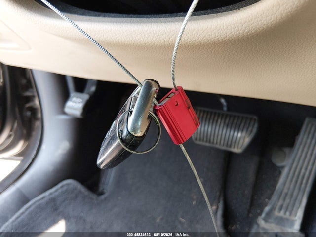 Hyundai Genesis 3.8 2016 KMHGN4JE6GU106744 Image 11