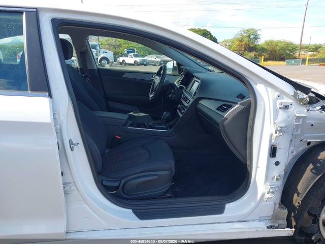 5NPE24AF4JH672996 Hyundai SONATA SE