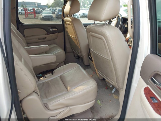 45834657 :رقم المزاد ، 1GNSKKE70ER105930 vin ، 2014 Chevrolet Suburban Ltz مزاد بيع