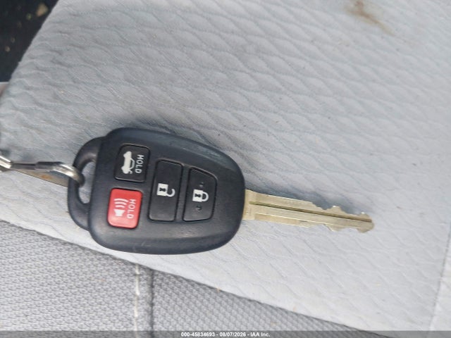 45834693 :رقم المزاد ، 2T1BURHE5GC610316 vin ، 2016 Toyota Corolla Le مزاد بيع