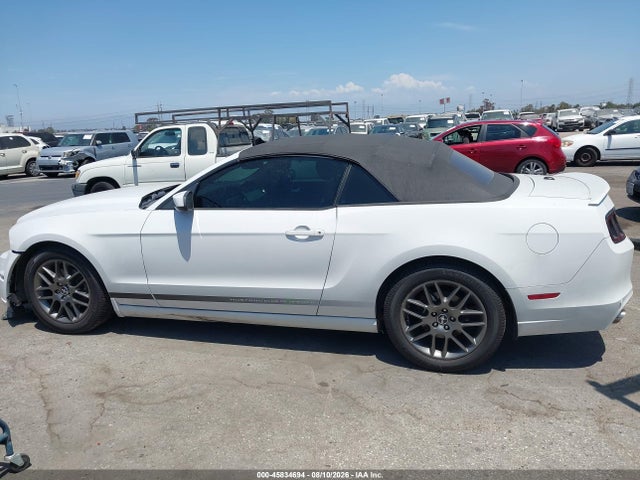 1ZVBP8EM8E5322021 Ford Mustang V6 Premium