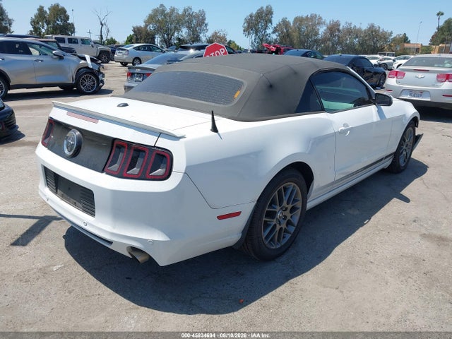 1ZVBP8EM8E5322021 Ford Mustang V6 Premium