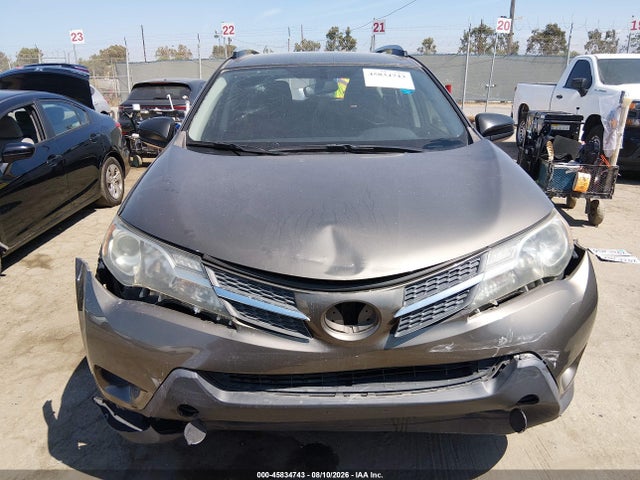 Toyota RAV4 LE 2015 JTMZFREV7FD060633 Image 12