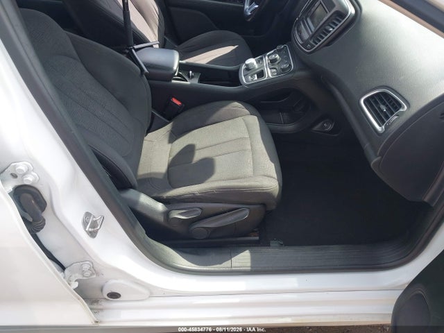 Aukcja sprzedaży 2015 Chrysler 200 Limited, vin: 1C3CCCAB8FN692742, numer aukcji: 45834776